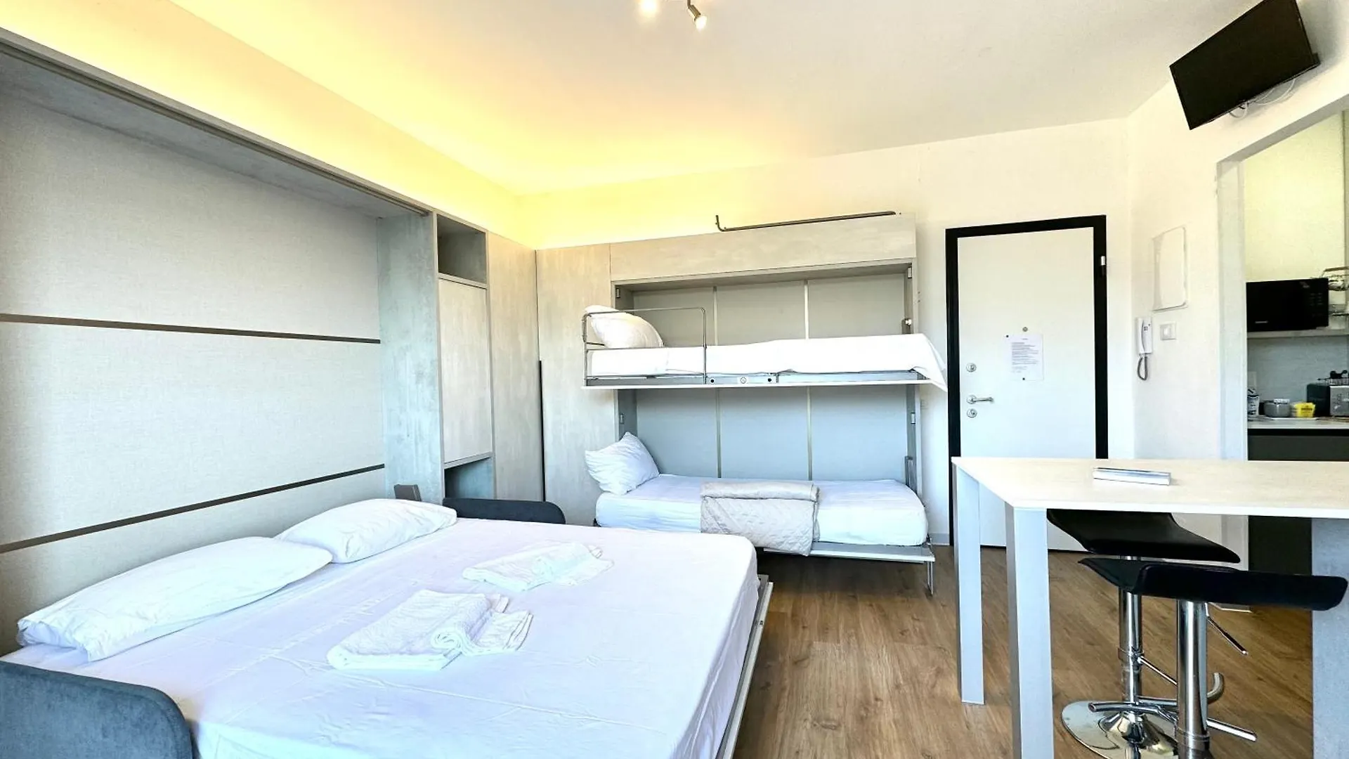 Apartment Appartamento Perla Peschiera del Garda